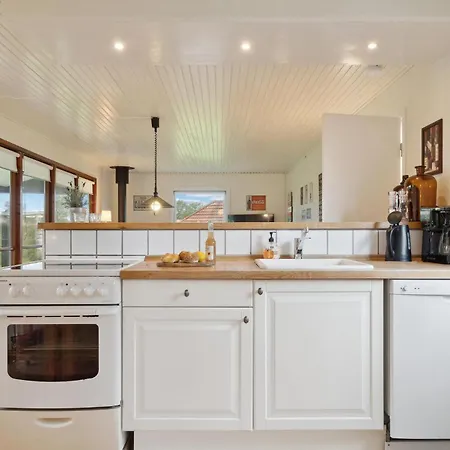 Impresionante Casa De 3 Dormitorios En